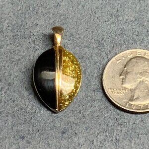 Royal Glitter Pendant Charm Black Gold Teardrop Retro Vintage Bling Glam Classic